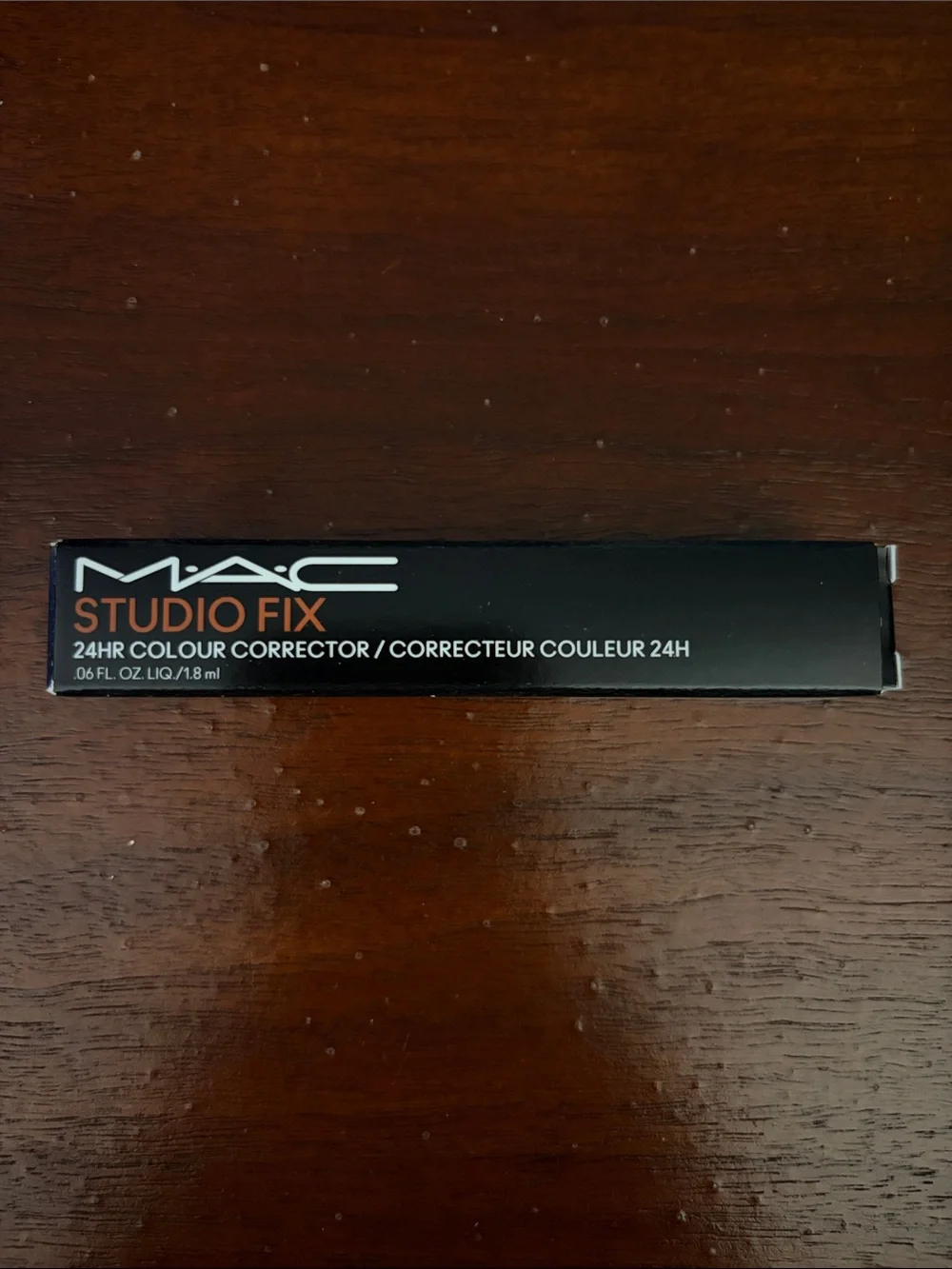 New in Box MAC Studio Fix 24HR Colour Corrector - Orange